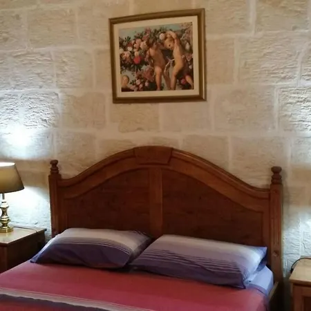 With Ac * בירגו