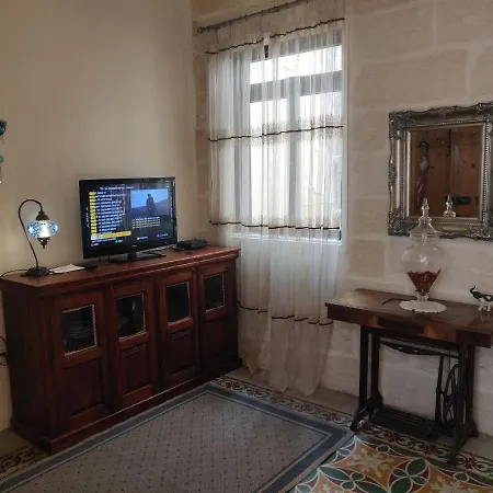 With Ac Apartment *